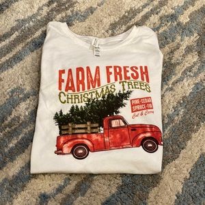 Farm fresh Christmas trees tee